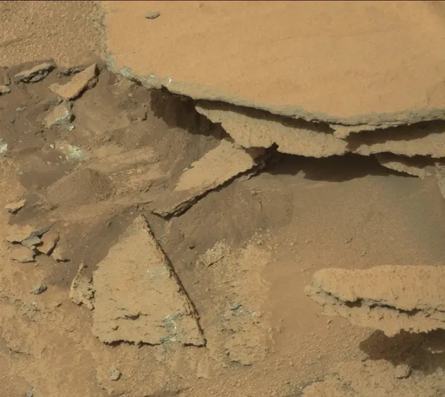 Sol 313: Mast Camera (Mastcam)