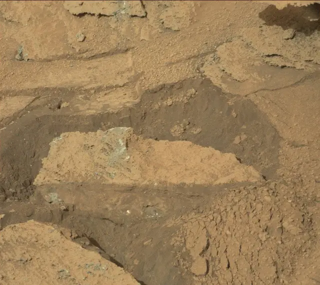 Sol 313: Mast Camera (Mastcam)