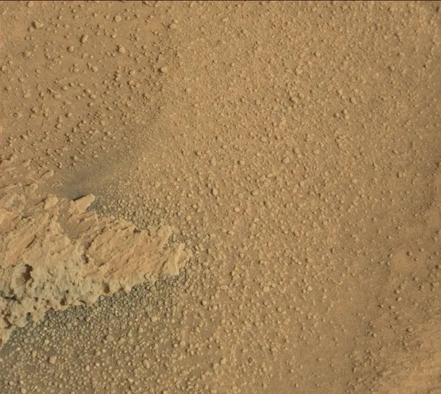 Sol 313: Mast Camera (Mastcam)