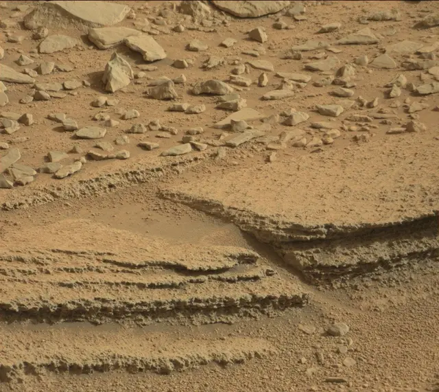 Sol 315: Mast Camera (Mastcam)