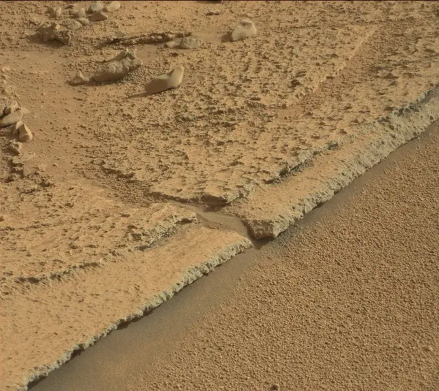 Sol 315: Mast Camera (Mastcam)