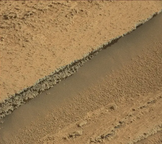 Sol 315: Mast Camera (Mastcam)