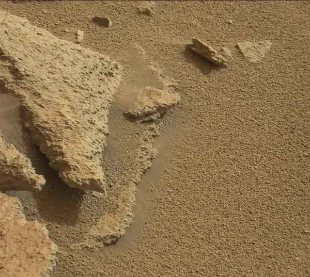 Sol 315: Mast Camera (Mastcam)