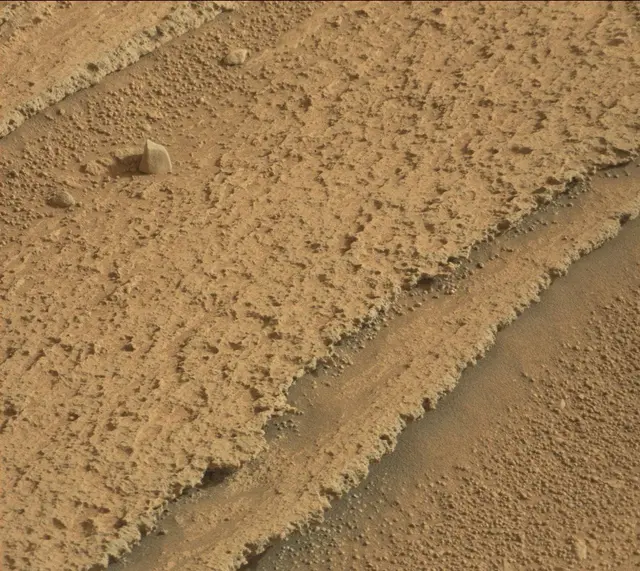 Sol 315: Mast Camera (Mastcam)