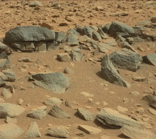 Sol 316: Mast Camera (Mastcam)