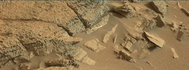 Sol 318: Mast Camera (Mastcam)