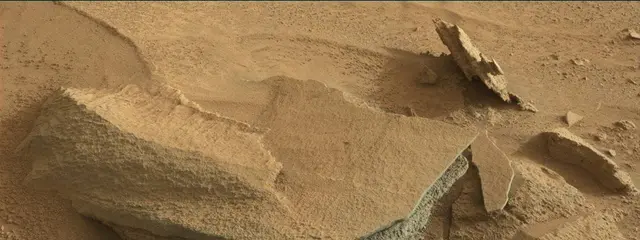 Sol 318: Mast Camera (Mastcam)