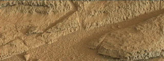 Sol 318: Mast Camera (Mastcam)