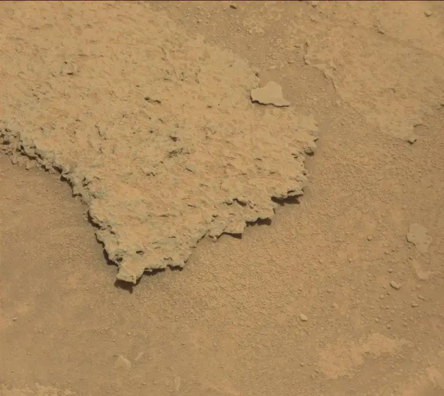 Sol 318: Mast Camera (Mastcam)