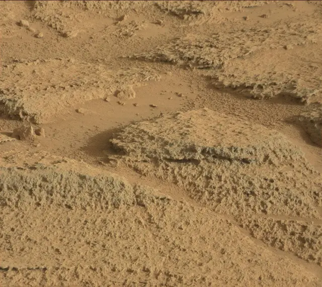 Sol 318: Mast Camera (Mastcam)