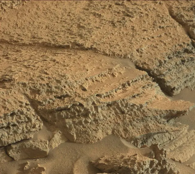 Sol 318: Mast Camera (Mastcam)