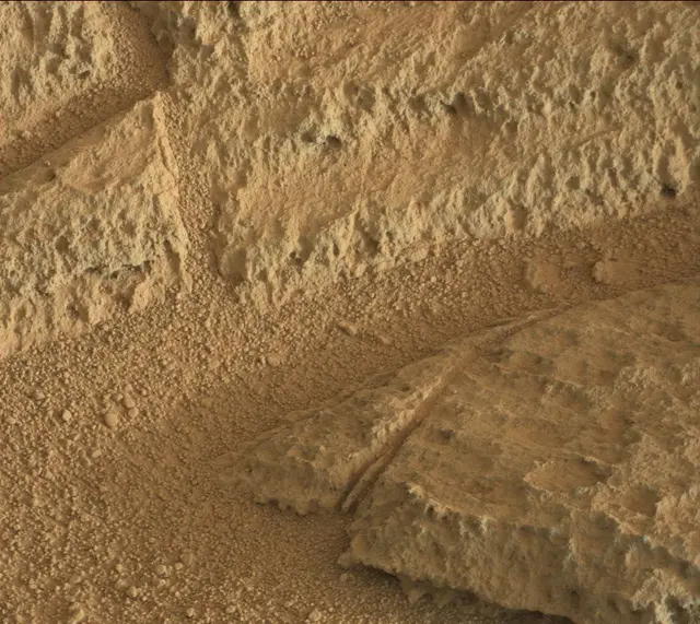 Sol 318: Mast Camera (Mastcam)