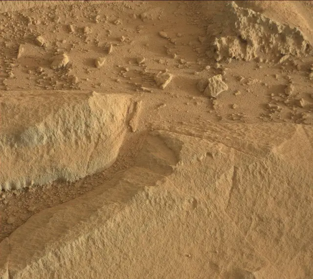Sol 318: Mast Camera (Mastcam)