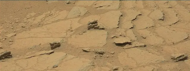Sol 319: Mast Camera (Mastcam)