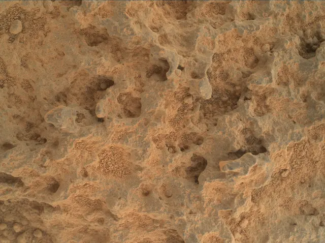 Sol 323: Mars Hand Lens Imager (MAHLI)
