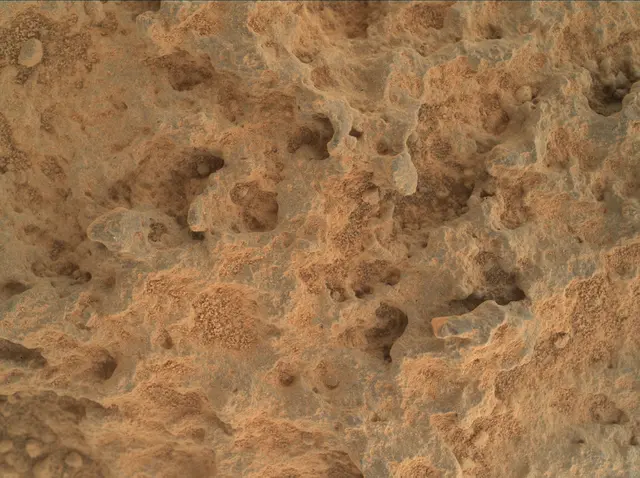 Sol 323: Mars Hand Lens Imager (MAHLI)