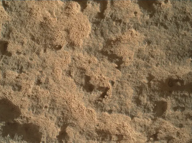 Sol 324: Mars Hand Lens Imager (MAHLI)