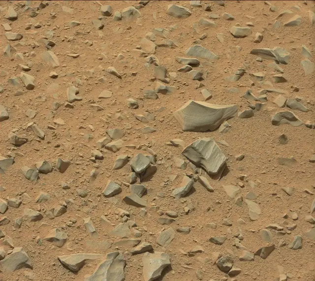 Sol 327: Mast Camera (Mastcam)