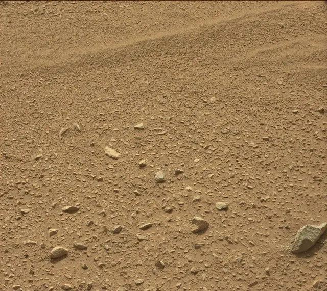 Sol 329: Mast Camera (Mastcam)