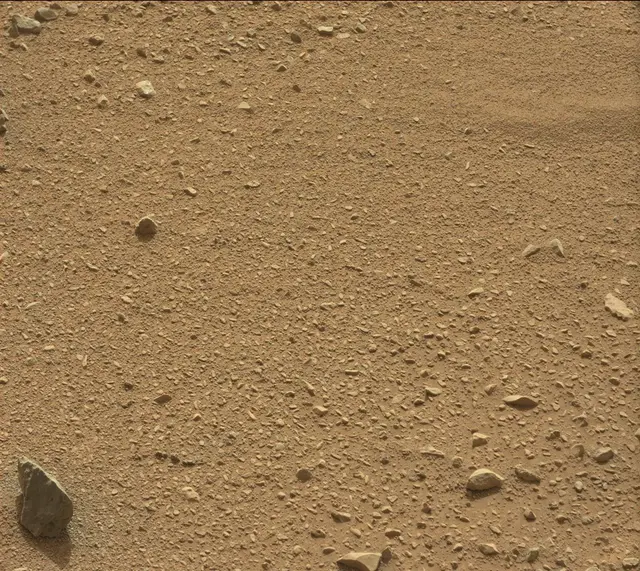 Sol 329: Mast Camera (Mastcam)