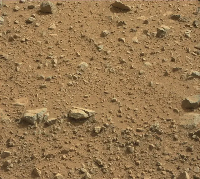 Sol 329: Mast Camera (Mastcam)