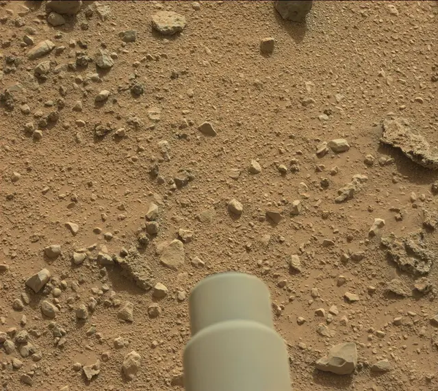 Sol 329: Mast Camera (Mastcam)