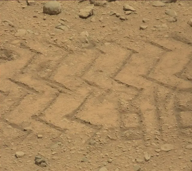 Sol 331: Mast Camera (Mastcam)