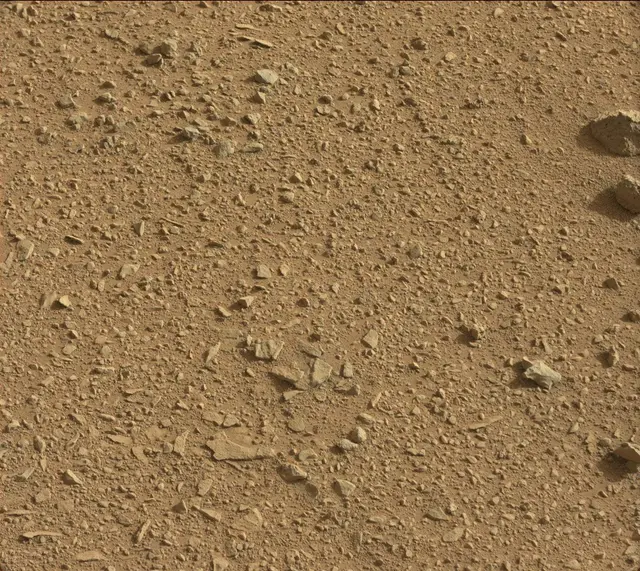 Sol 333: Mast Camera (Mastcam)