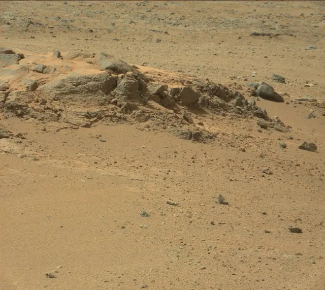 Sol 345: Mast Camera (Mastcam)