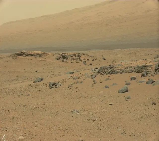Sol 346: Mast Camera (Mastcam)