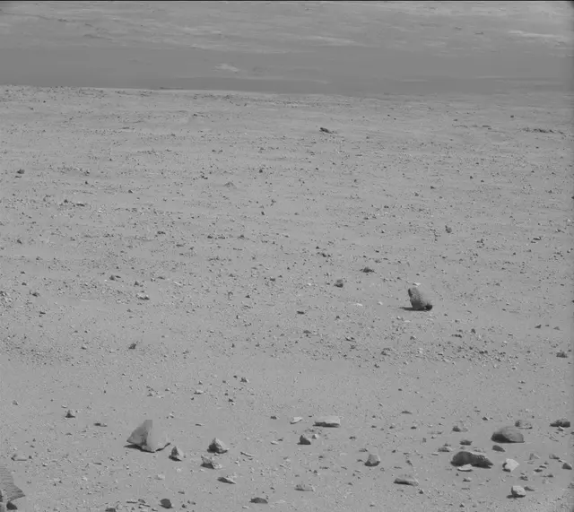 Sol 347: Mast Camera (Mastcam)