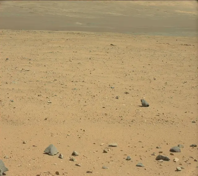 Sol 347: Mast Camera (Mastcam)