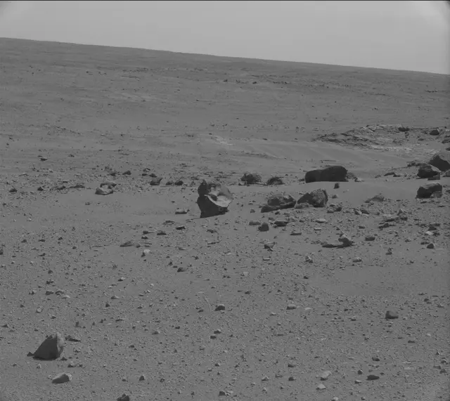 Sol 347: Mast Camera (Mastcam)