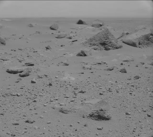 Sol 349: Mast Camera (Mastcam)