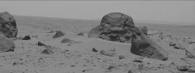 Sol 349: Mast Camera (Mastcam)
