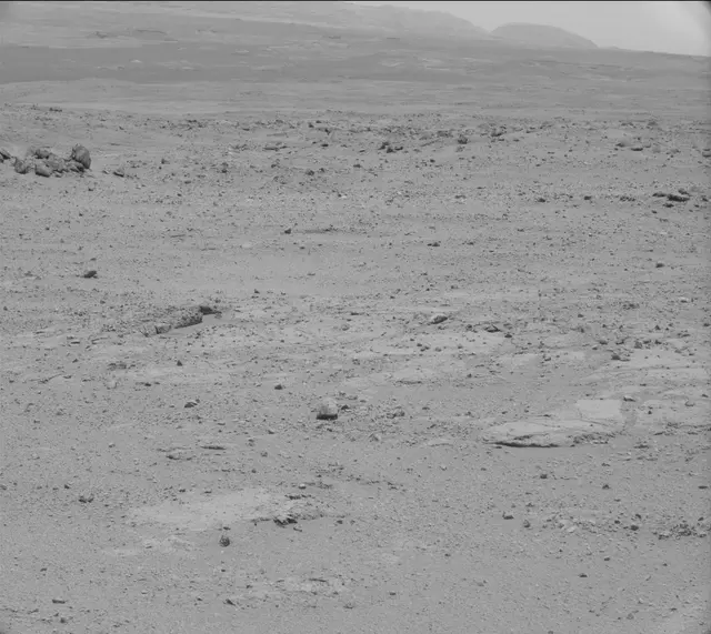 Sol 351: Mast Camera (Mastcam)