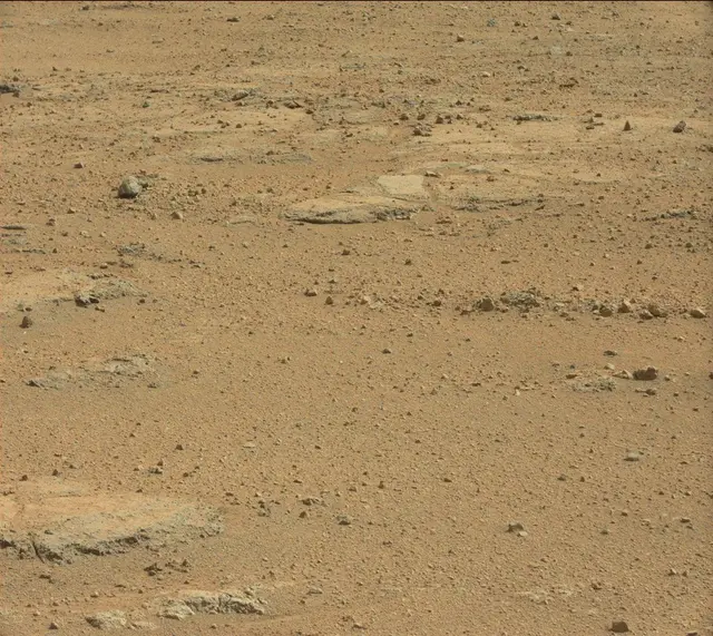 Sol 352: Mast Camera (Mastcam)