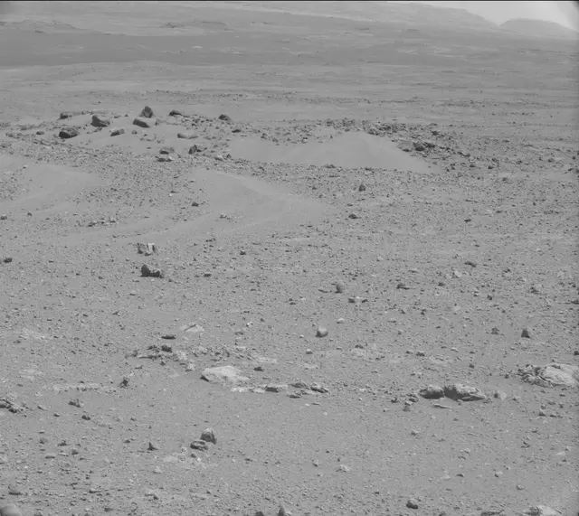 Sol 354: Mast Camera (Mastcam)