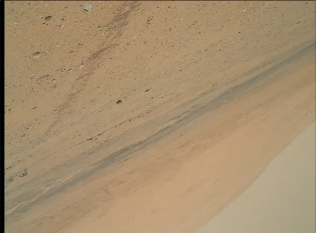 Sol 354: Mars Hand Lens Imager (MAHLI)