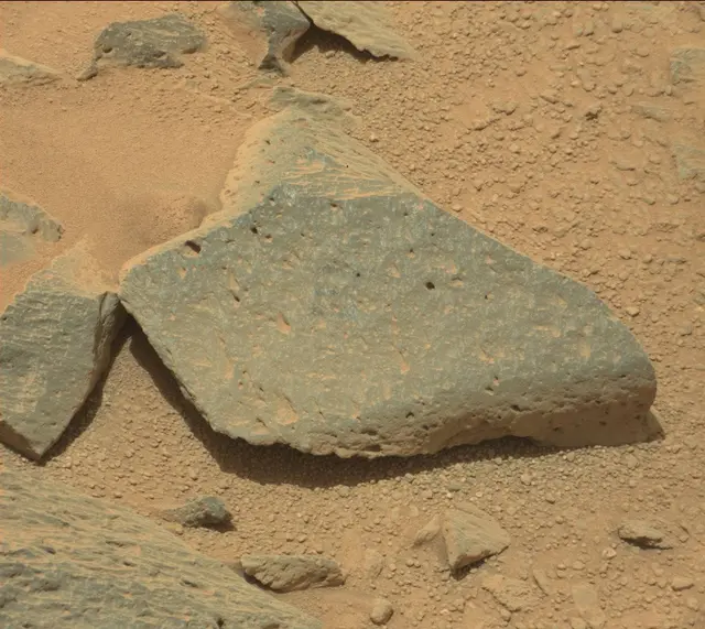 Sol 360: Mast Camera (Mastcam)