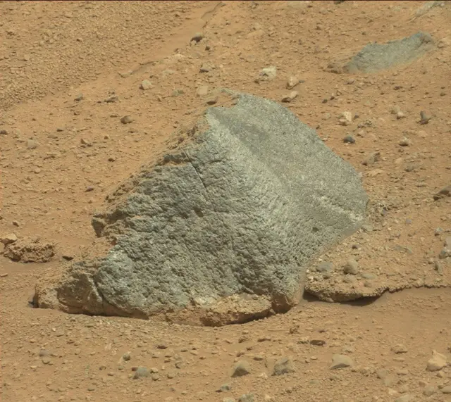 Sol 363: Mast Camera (Mastcam)