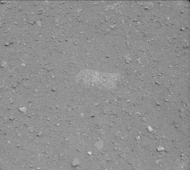 Sol 365: Mast Camera (Mastcam)