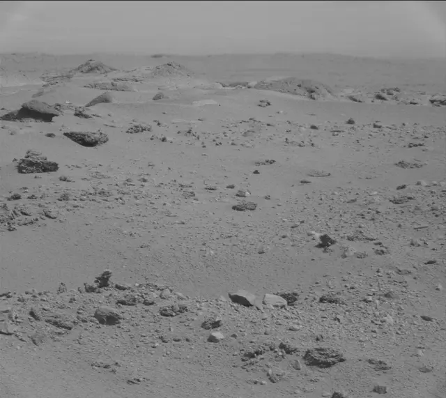 Sol 365: Mast Camera (Mastcam)