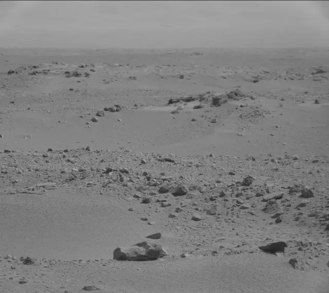 Sol 365: Mast Camera (Mastcam)