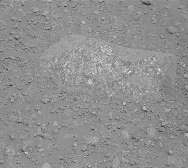 Sol 365: Mast Camera (Mastcam)