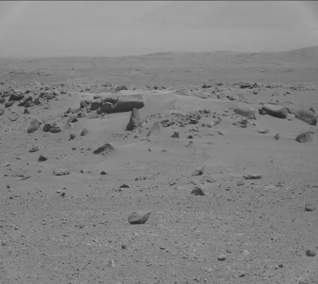 Sol 371: Mast Camera (Mastcam)