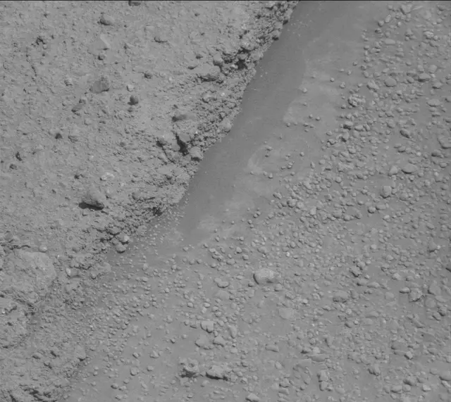 Sol 371: Mast Camera (Mastcam)