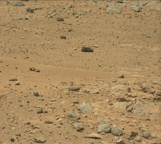 Sol 372: Mast Camera (Mastcam)