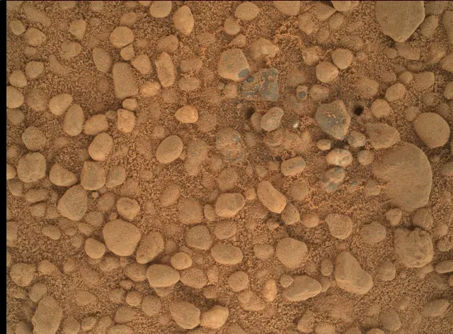 Sol 373: Mars Hand Lens Imager (MAHLI)