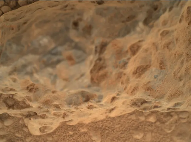 Sol 373: Mars Hand Lens Imager (MAHLI)